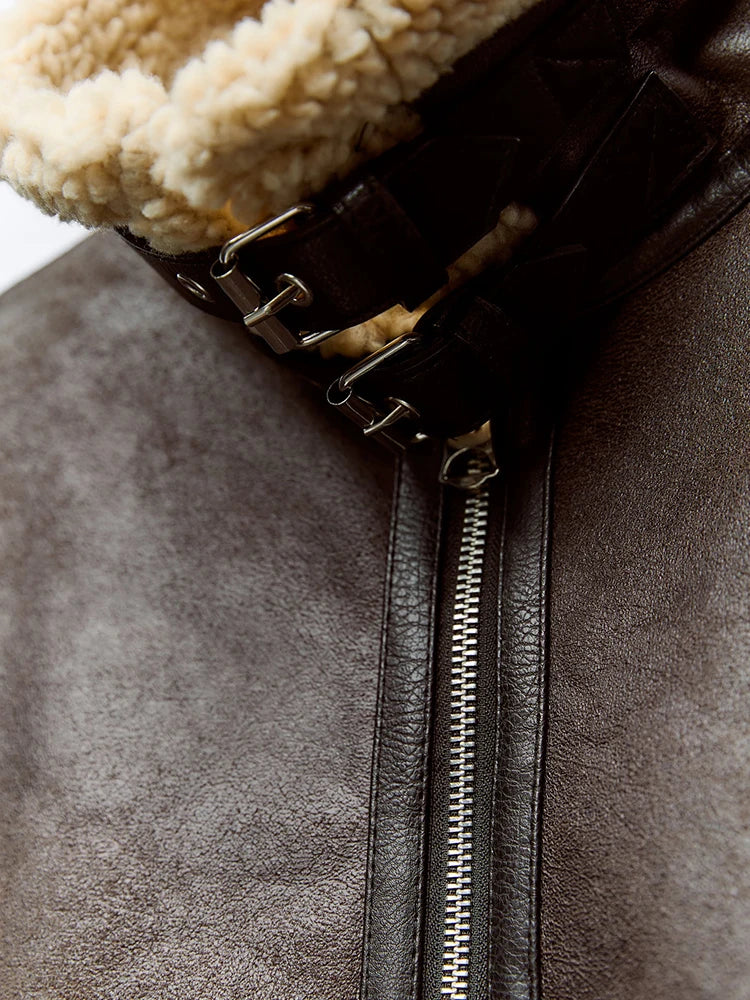 Jaqueta Pelúcia Faux Fur Zipper Ombro Caído Vintage Chic Lenogue