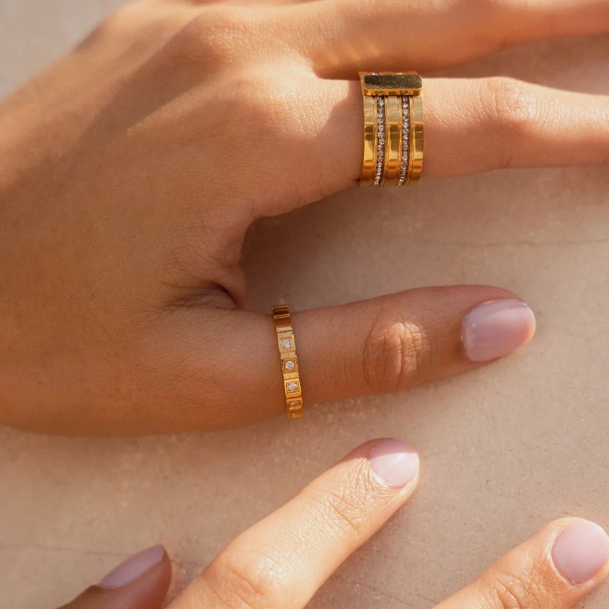 Anel Noble Blocos de Pedra Lenogue Ouro / 14