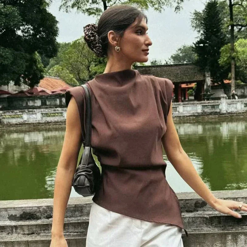 Blusa sem Mangas Alfaiataria Gola Alta Barra Assimétrica Lenogue