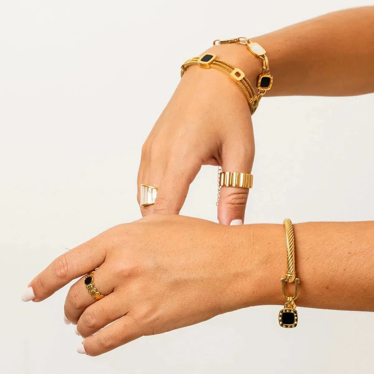 Bracelete Divine ônix Summer Lenogue Ouro