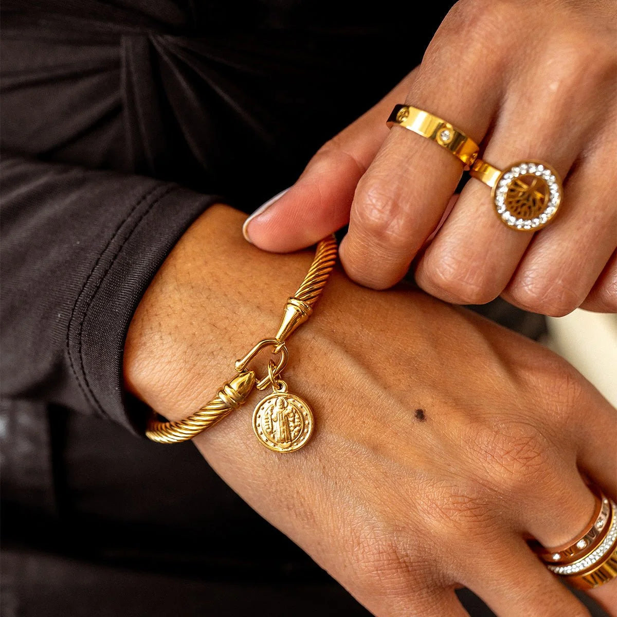 Bracelete Glamorous Pingente são Bento Lenogue 18cm