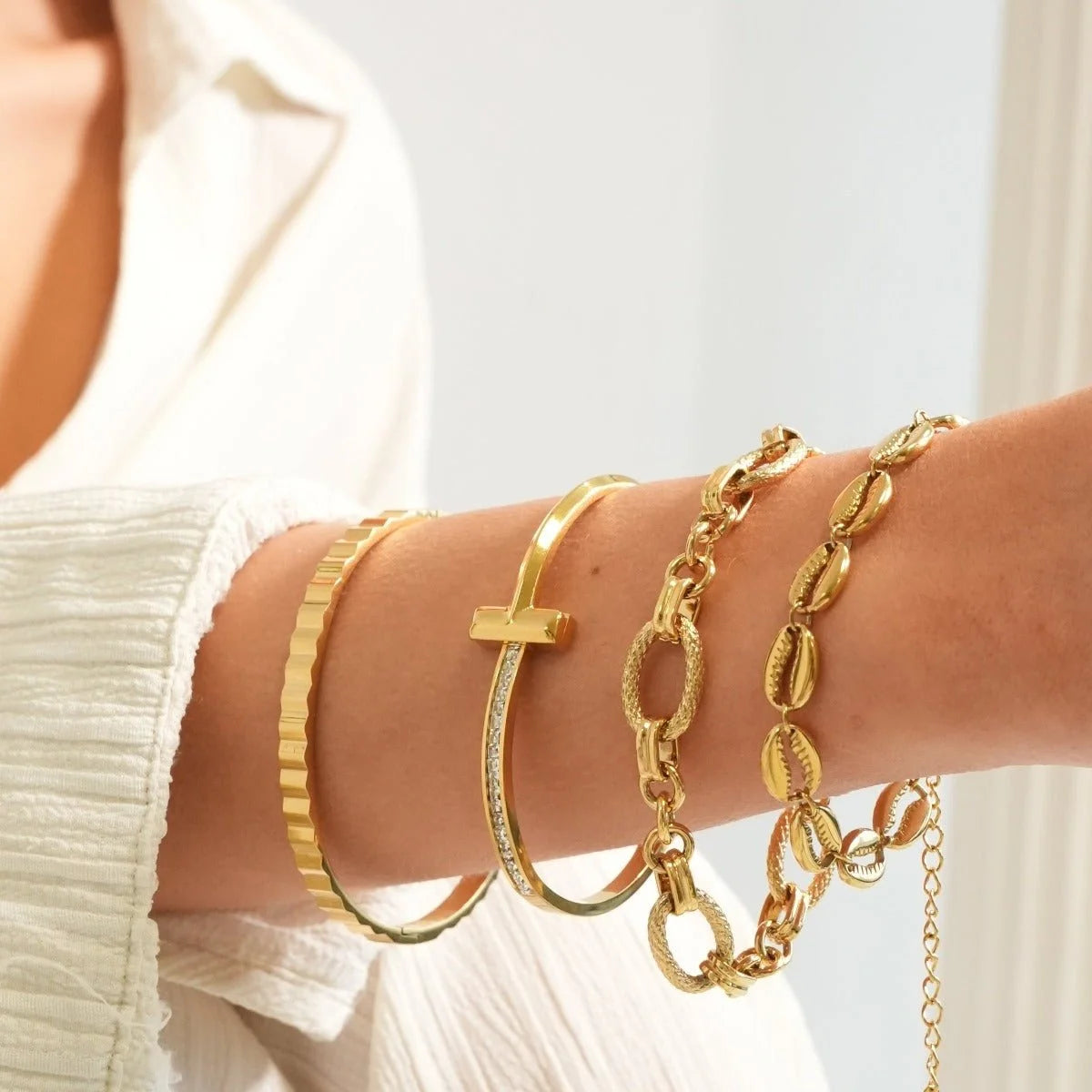 Bracelete Noble T-bar Elegance Lenogue Ouro