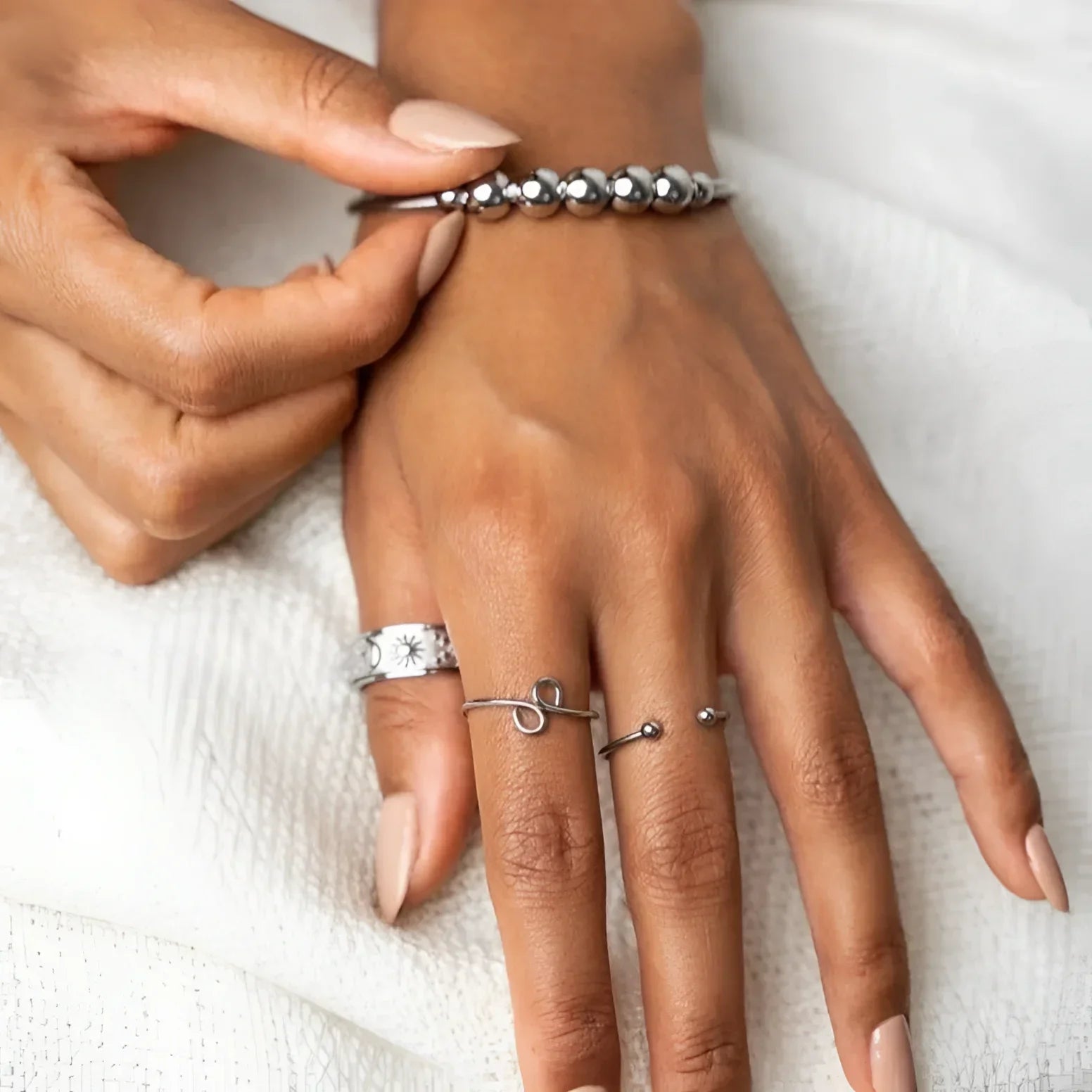 Bracelete Prestigious Anti-stress Ajustável Esferas Prata Lenogue