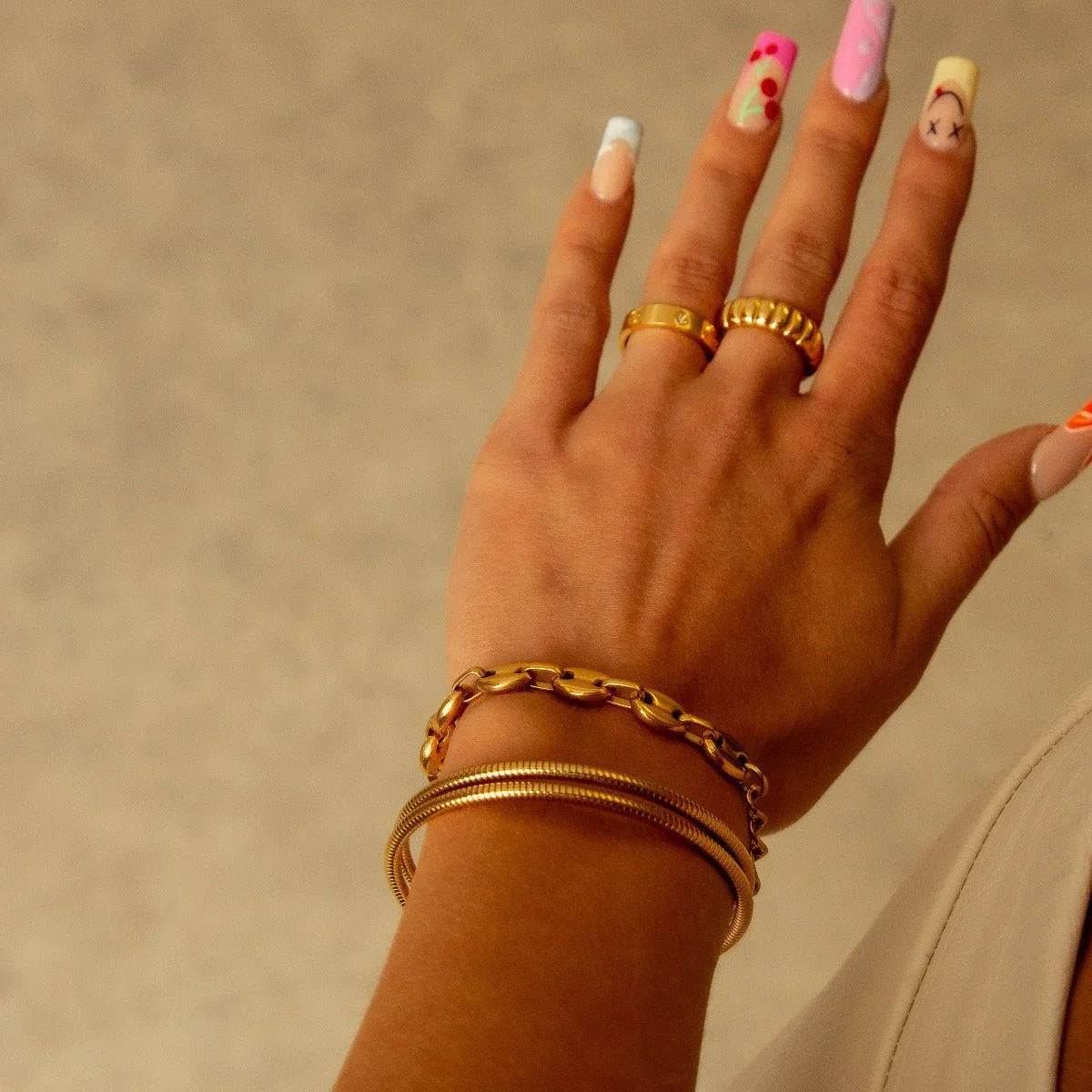 Bracelete Royal Espiral Tríplice Banhada em Ouro 18k Lenogue 18cm