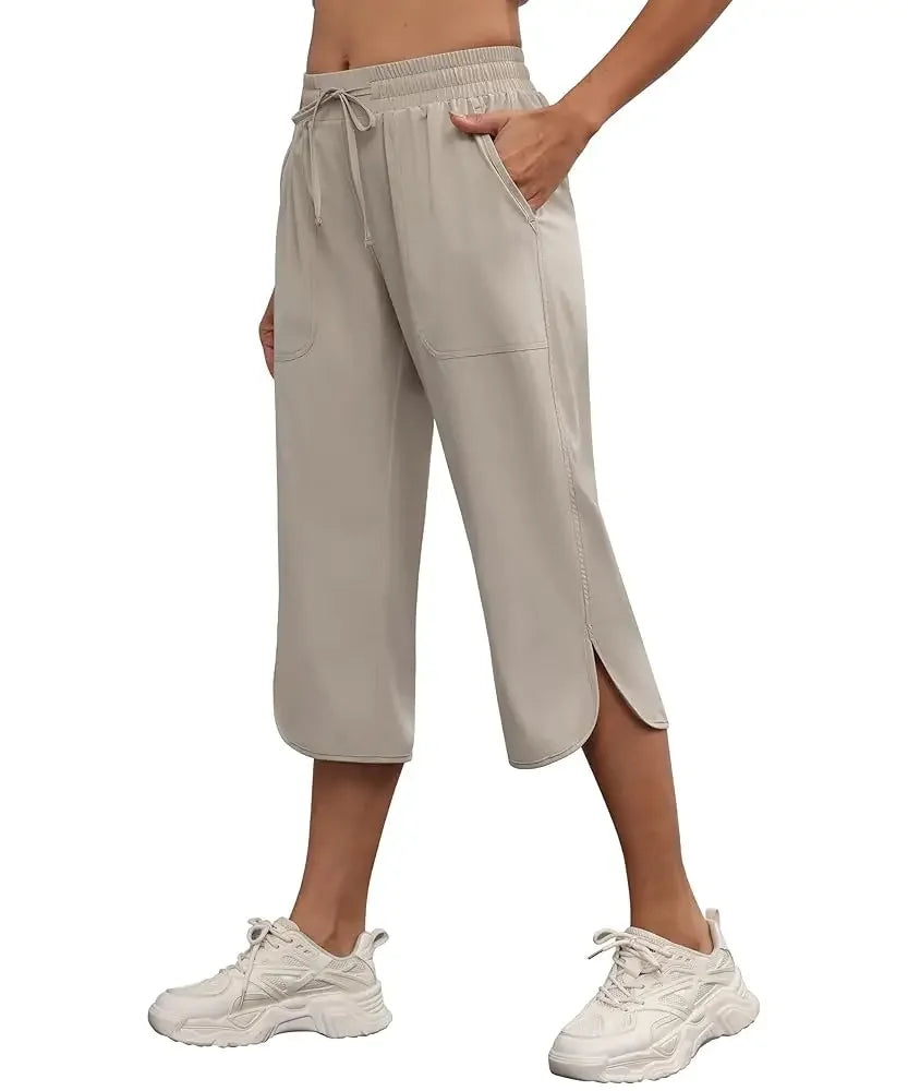 Calça Capri de Tecido Tecnológico Wide Leg com Bolsos Cargo Lenogue