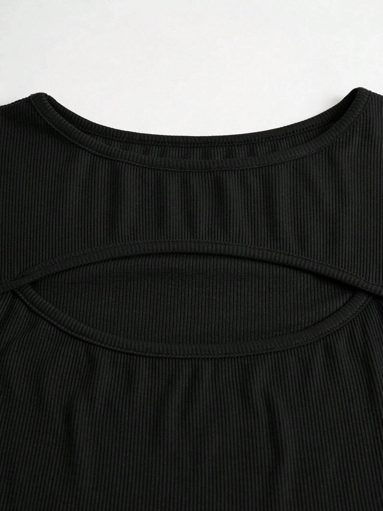 Camiseta de Malha com Elastano Recorte Vazado Lenogue