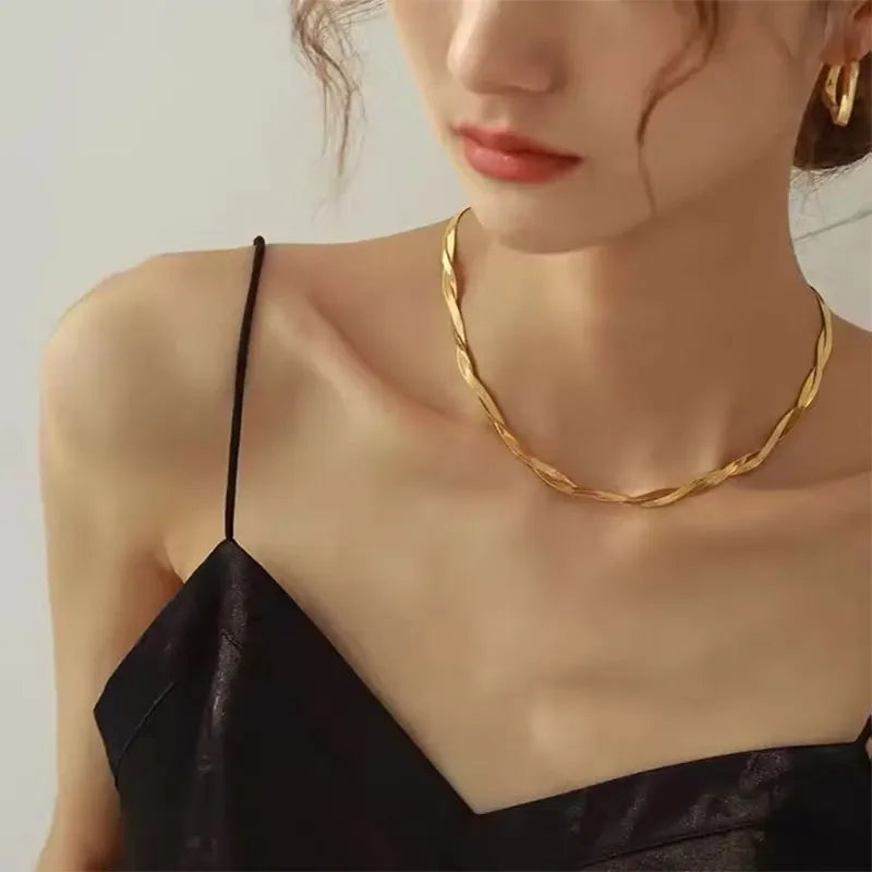 Colar Glamorous Twist Lenogue 40cm