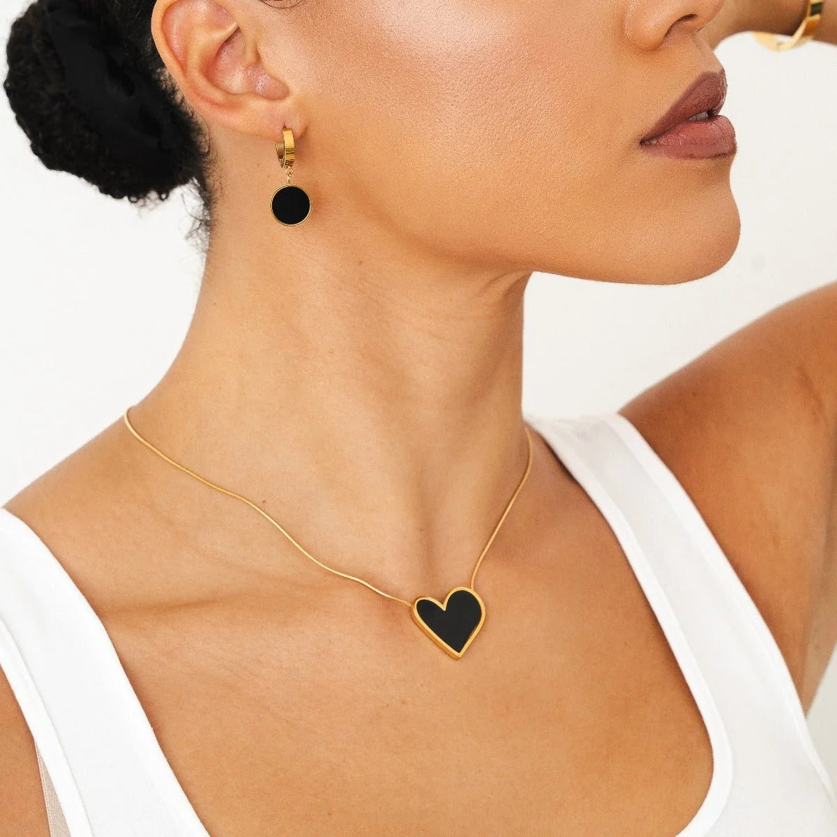 Colar Luxurious Sweet Alhambra Inspiração Coração Preto Lenogue 45cm