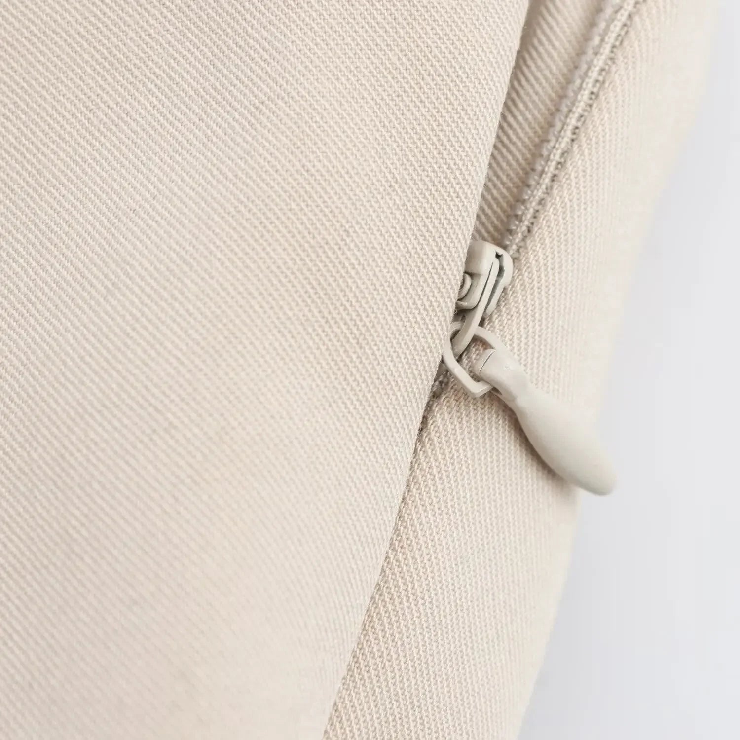 Conjunto Blusa sem Mangas Gola Redonda e Vestido Curto com Cinto Lenogue