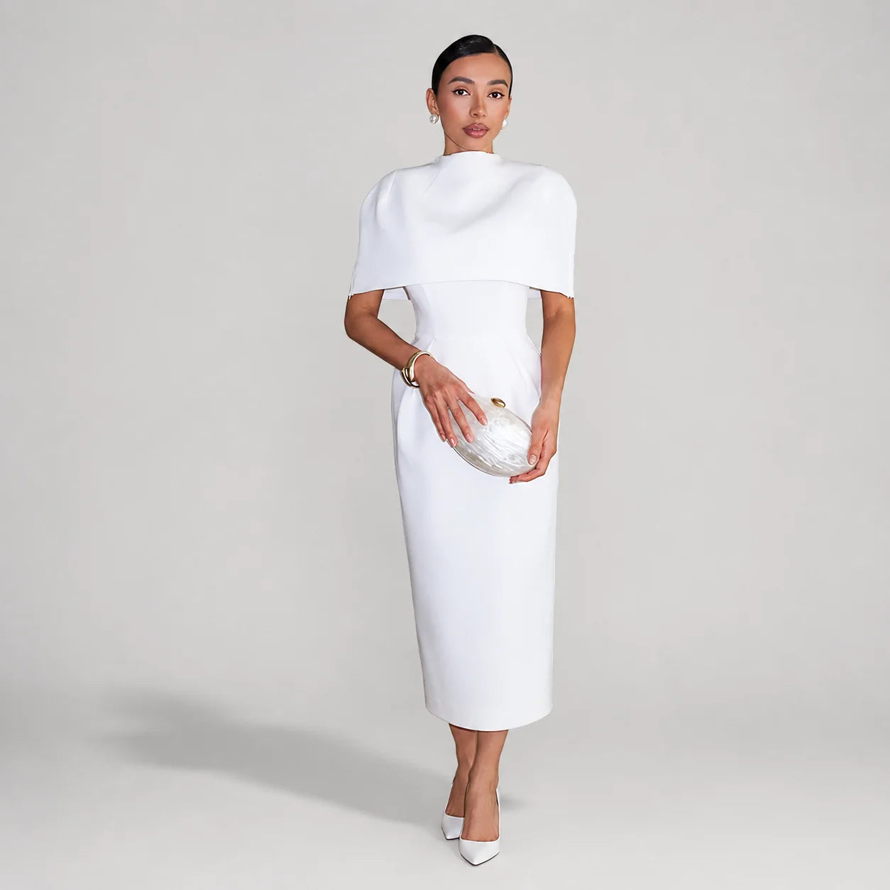 Conjunto com Vestido e Capa Xale Slim élégant Lenogue