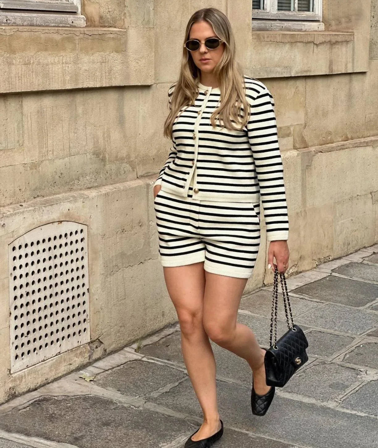 Conjunto Tricot Listrado com Cardigã e Shorts para Eventos Lenogue
