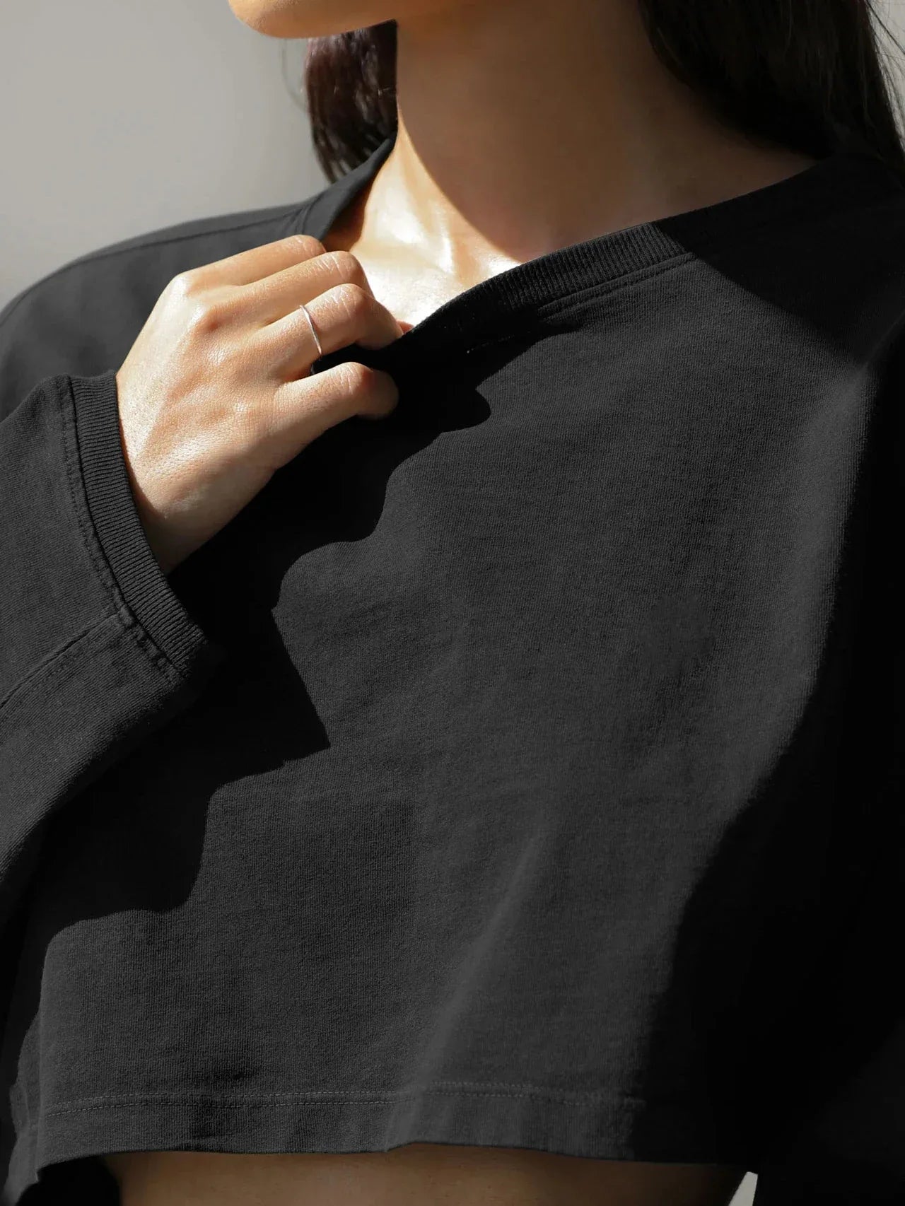 Cropped de Malha Jersey Gola Redonda Manga Longa Lenogue