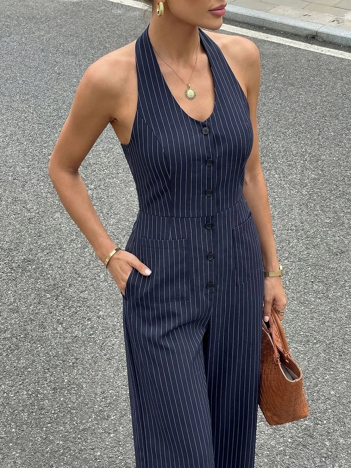 Macacão Longo Listrado Halter Backless Slim Elegante Lenogue