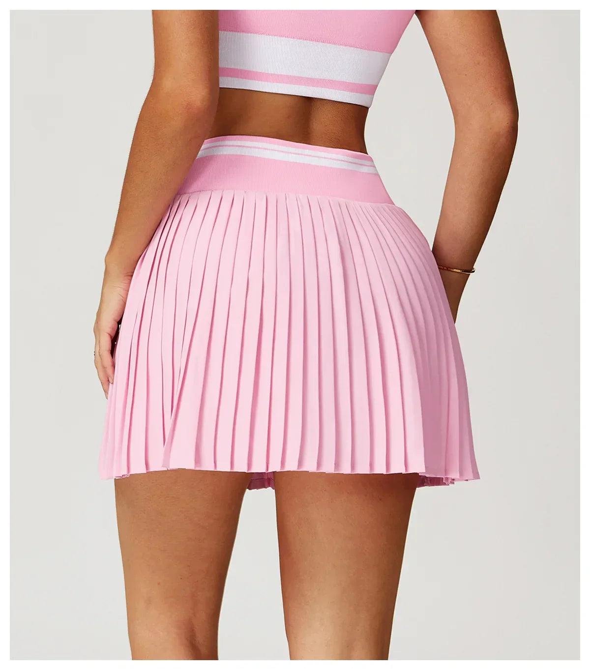 Saia Shorts de Nylon Plissada com Elastano e Cós Alto Lenogue