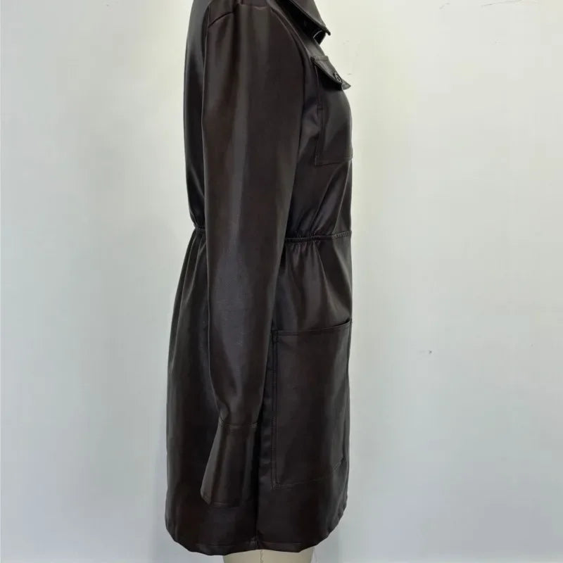 Vestido Curto Couro Ecológico Meio Zíper Marrom Lenogue