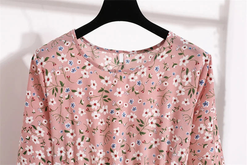 Vestido de Chiffon Estampa Floral Evasê Lenogue