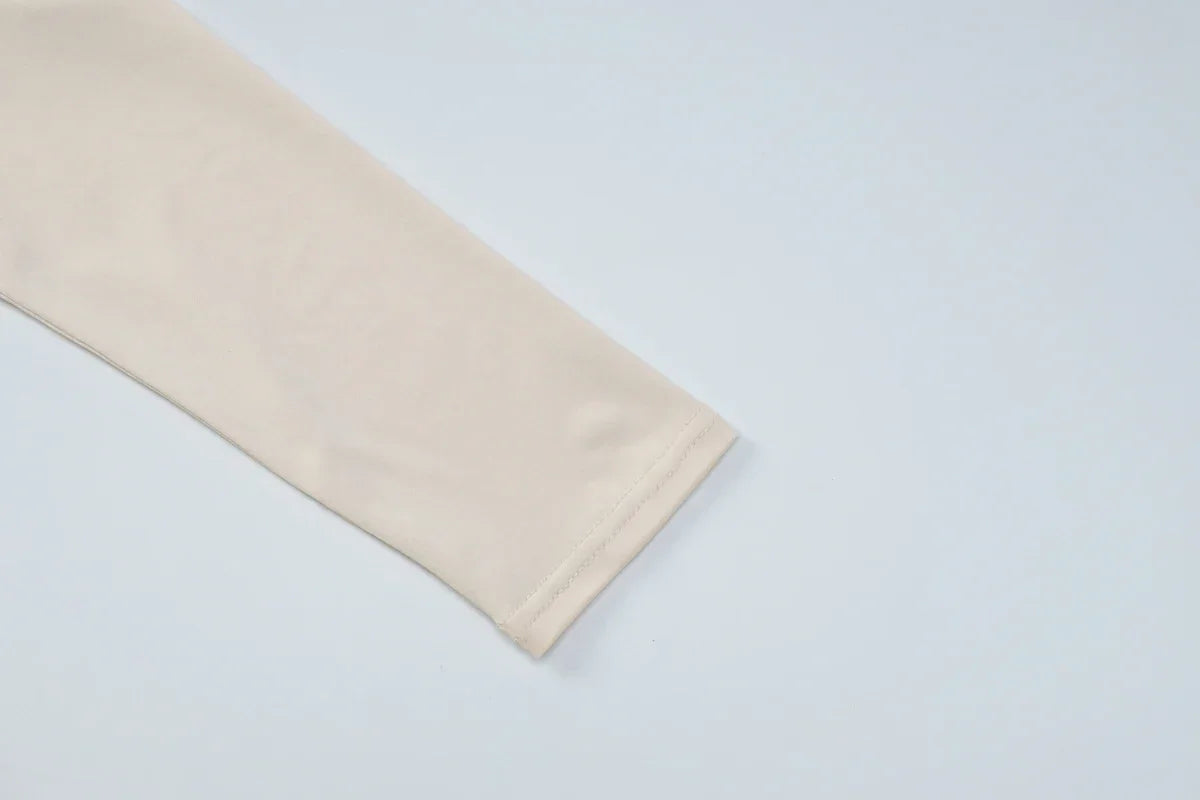 Vestido Longo Tubinho Gola Alta com Franzido Manga Longa Lenogue