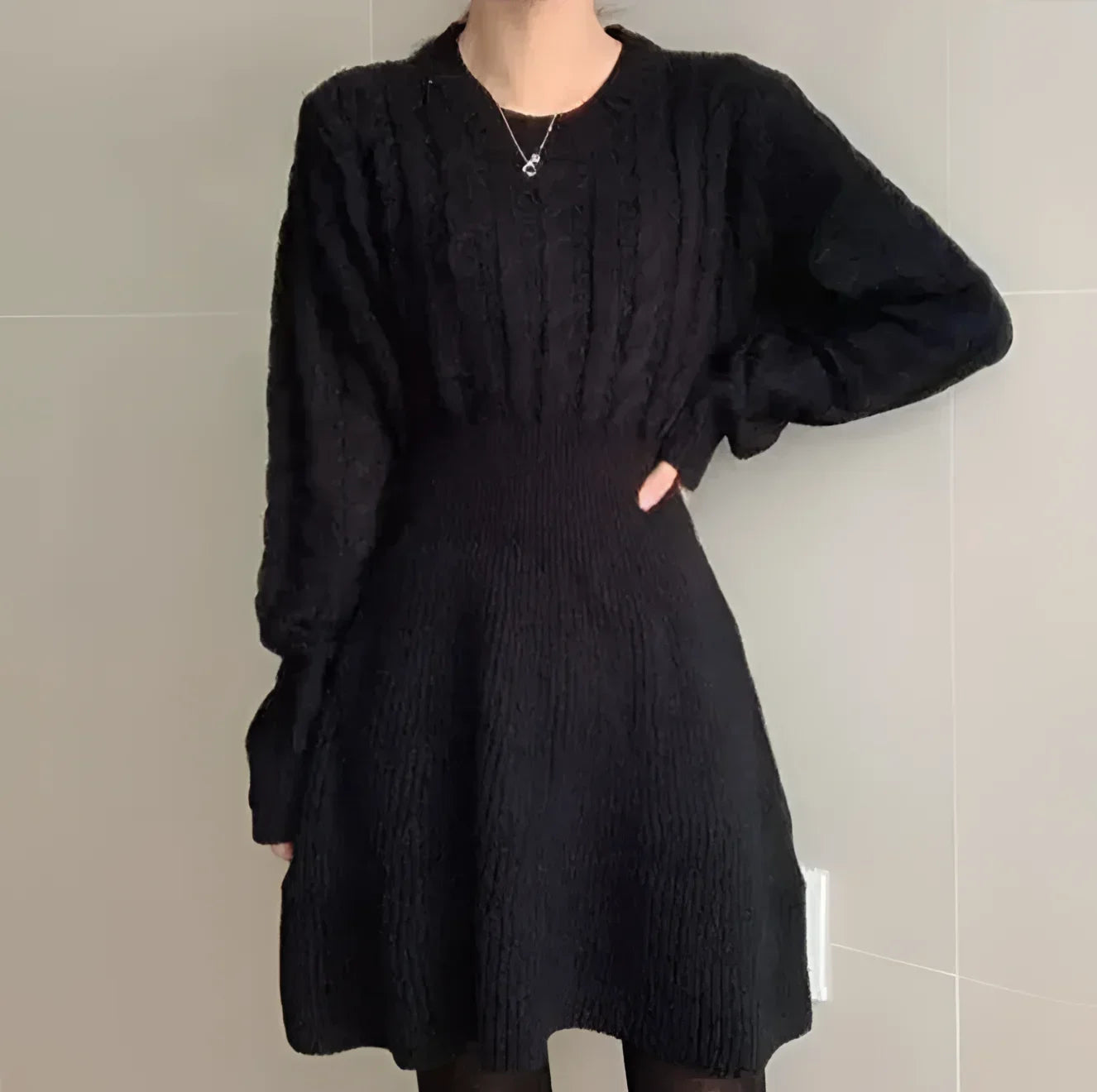 Vestido Midi em Tricot Off White para Estilo Casual Chic Lenogue Preto / p