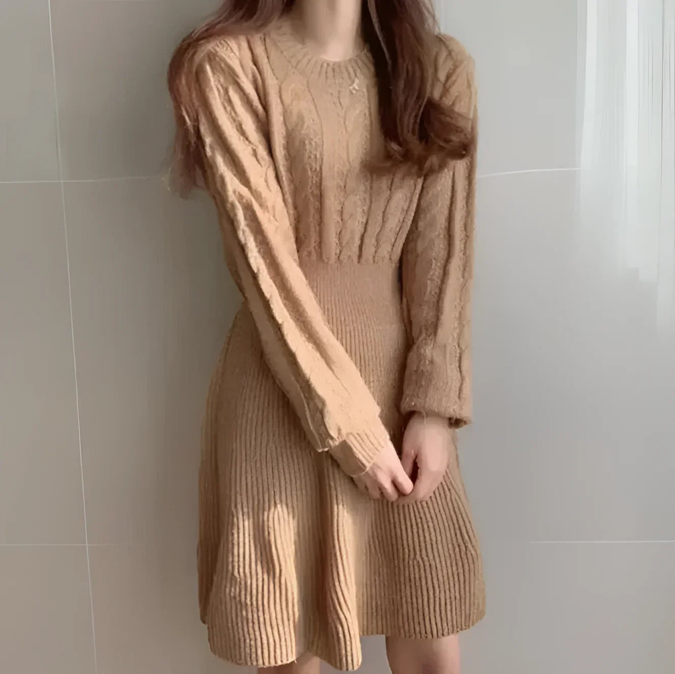 Vestido Midi em Tricot Off White para Estilo Casual Chic Lenogue