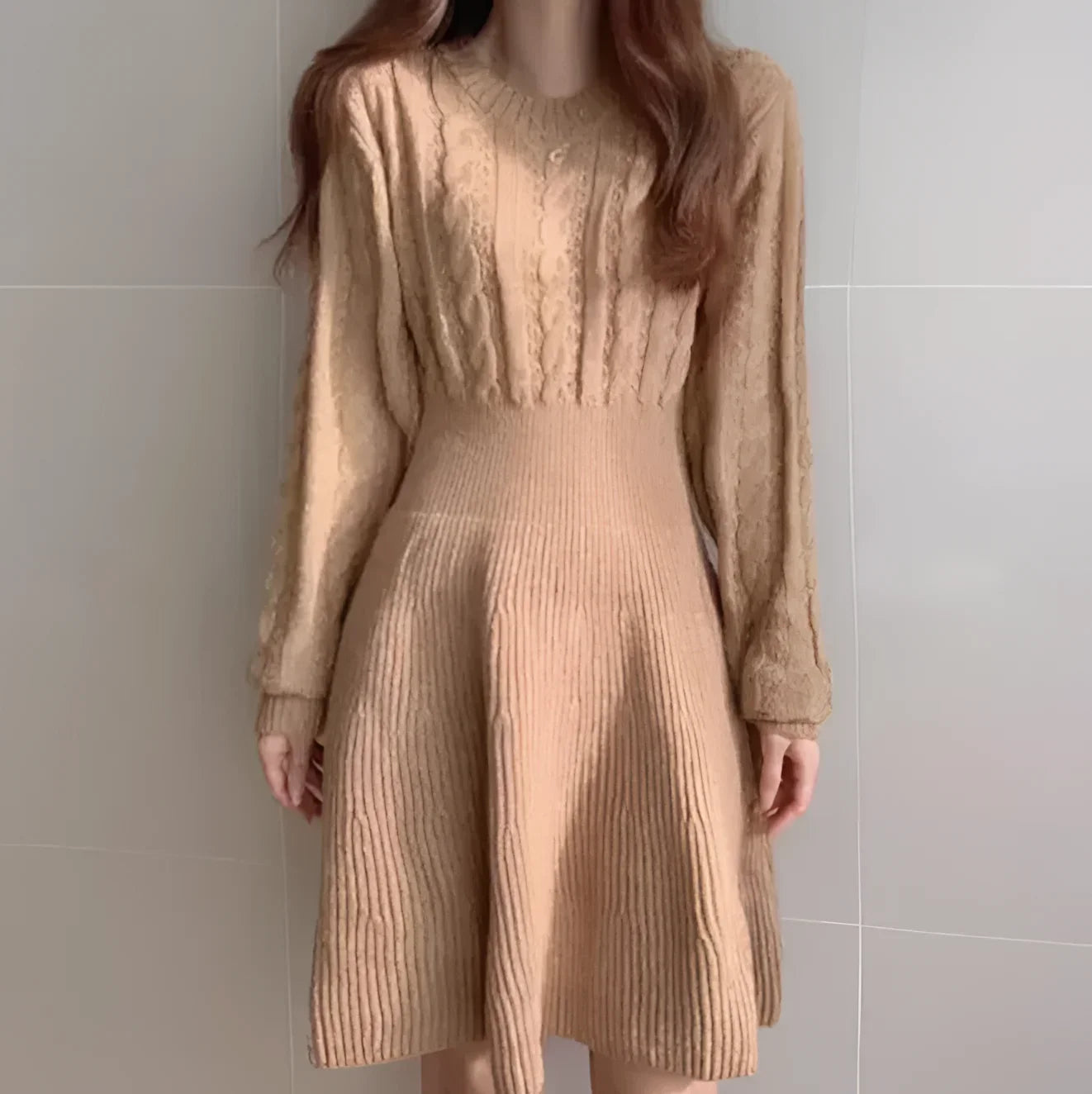 Vestido Midi em Tricot Off White para Estilo Casual Chic Lenogue