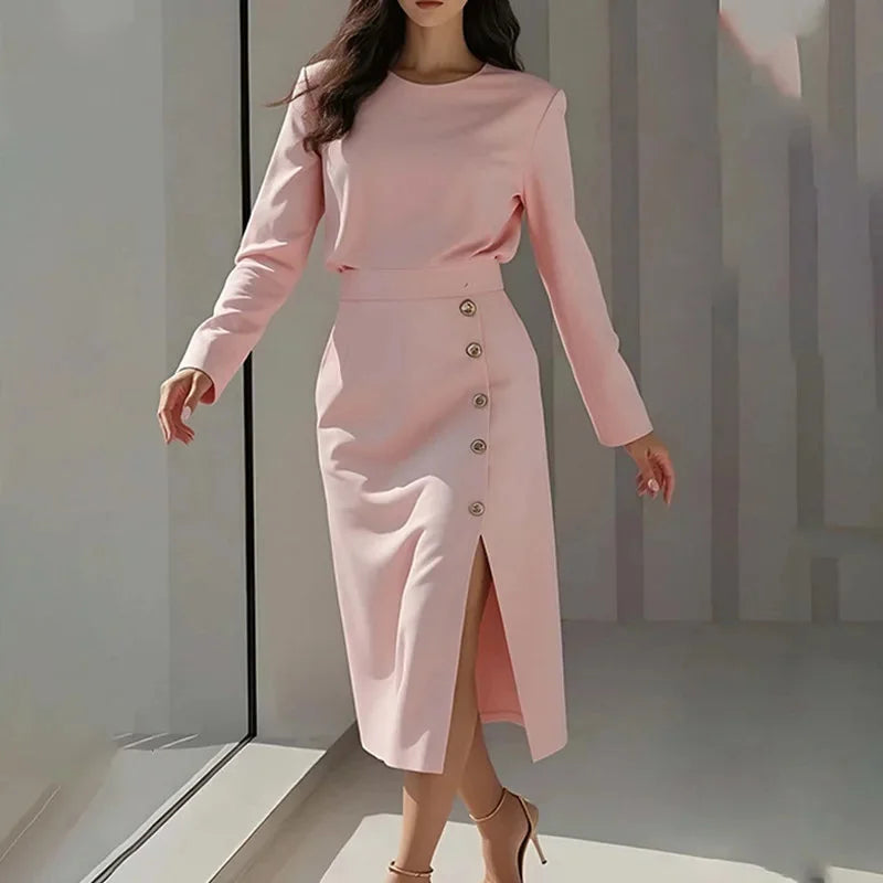 Vestido Midi Gola Redonda Manga Longa com Botões Fenda Lenogue