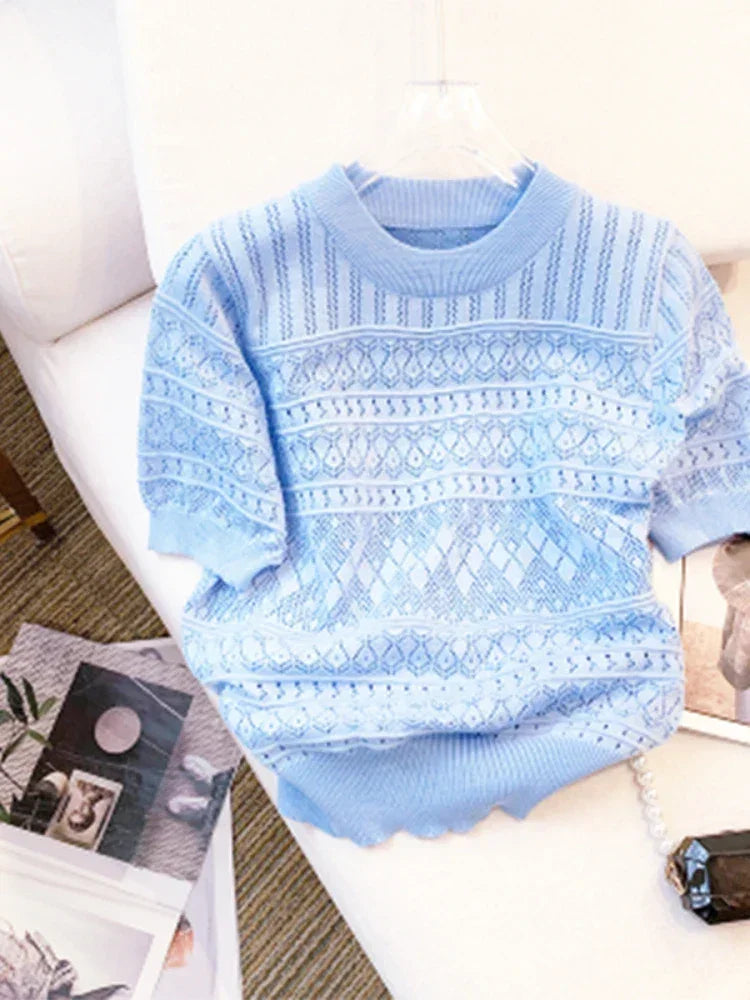 Blusa Casual em Tricot Vazado com Gola Redonda Lenogue