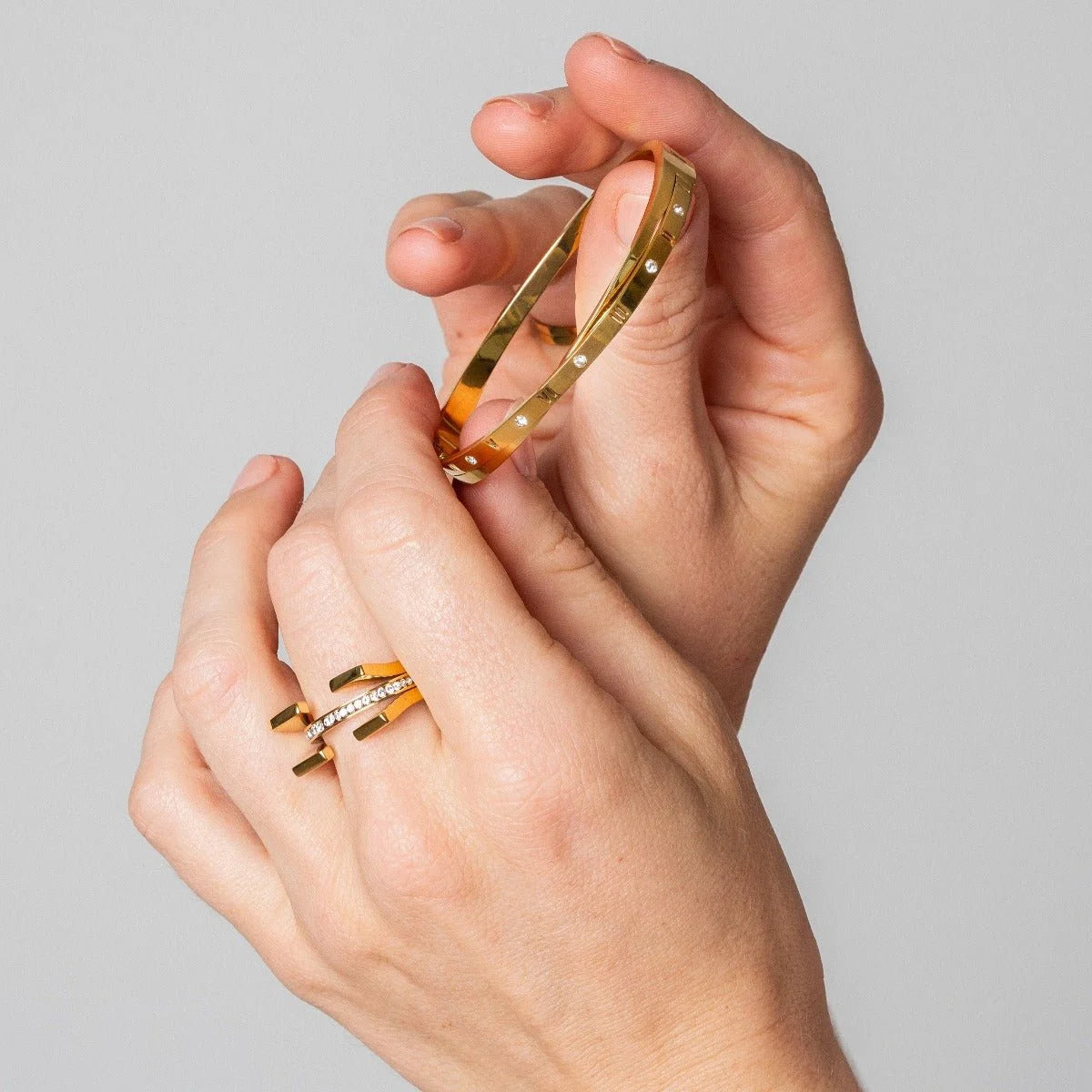 Anel Divine Truth Lenogue