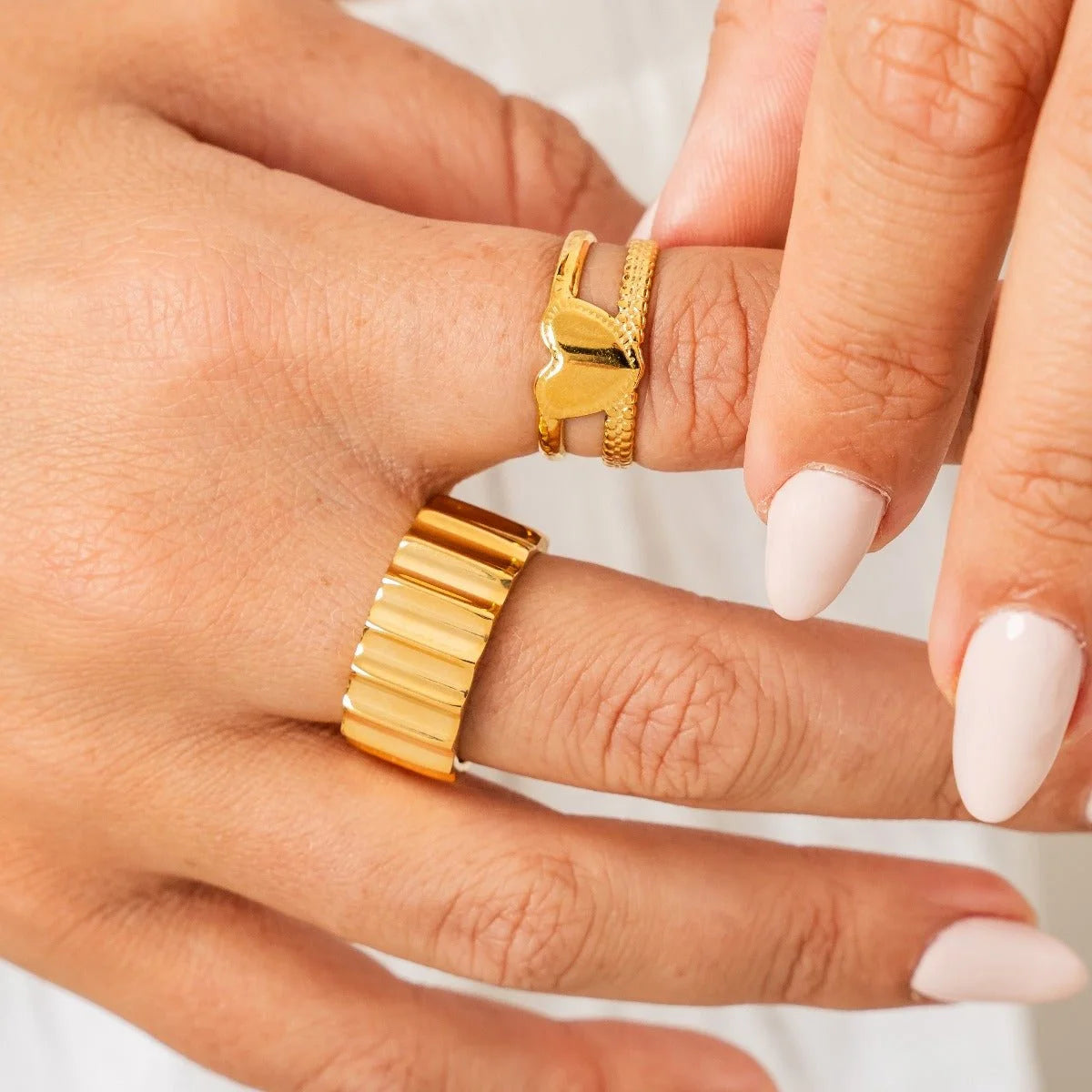 Anel Glamorous Love Ajustável Lenogue Ouro