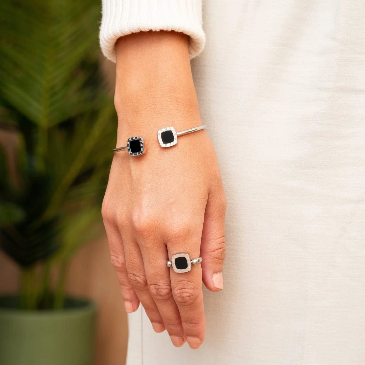 Anel Imperial Square Charm Giratório Prata Lenogue