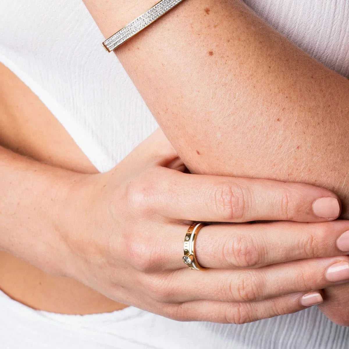 Anel Luxurious Rainha Pedra Cristal Lenogue