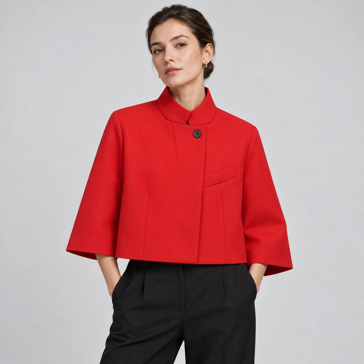 Blazer Cropped com Gola O e Fileira Única de Botões Raffiné Lenogue
