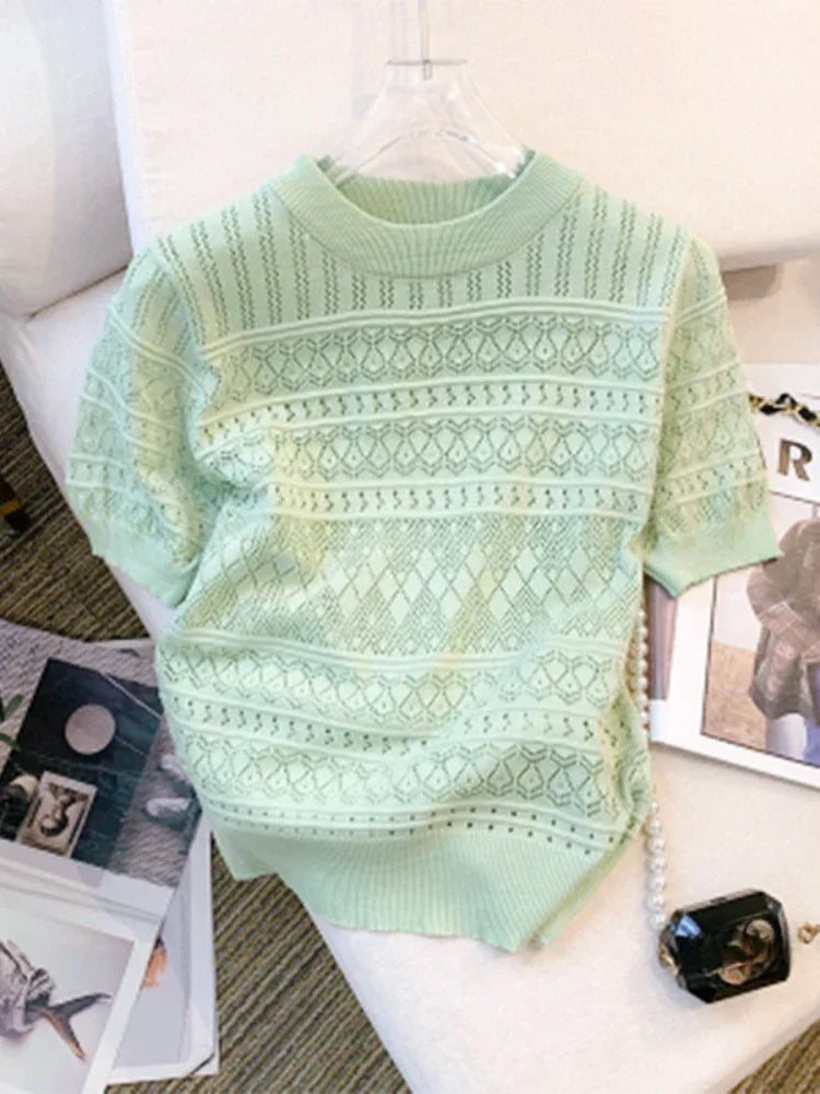 Blusa Casual em Tricot Vazado com Gola Redonda Lenogue Verde / único (53 Cm)