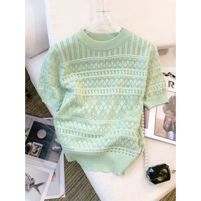 Blusa Casual em Tricot Vazado com Gola Redonda Lenogue Verde / único (53 Cm)