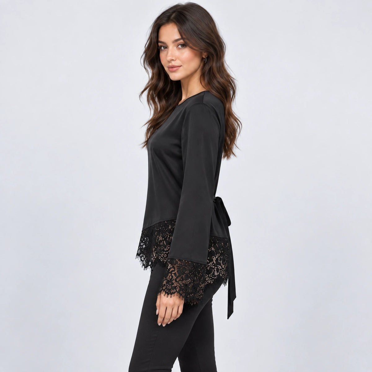 Blusa com Renda e Patchwork Couture Lenogue