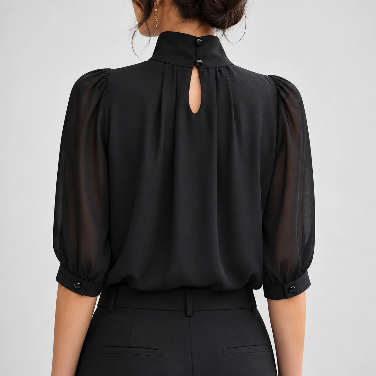 Blusa de Gola Alta e Manga Bufante Allure Lenogue