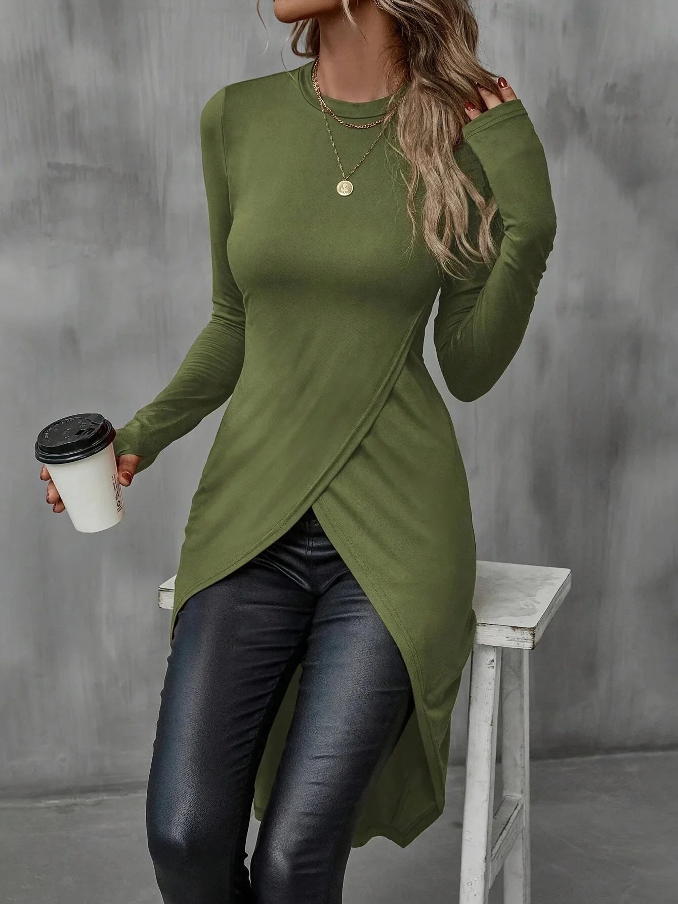 Blusa de Malha Transpassada Assimétrica Lenogue