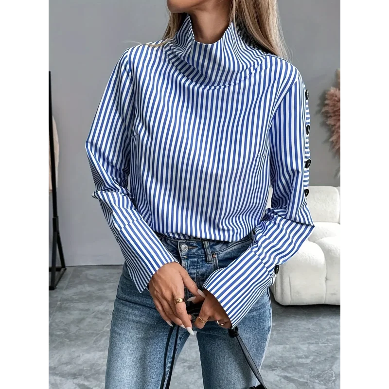 Blusa de Poliéster Listrada com Gola Alta Lenogue