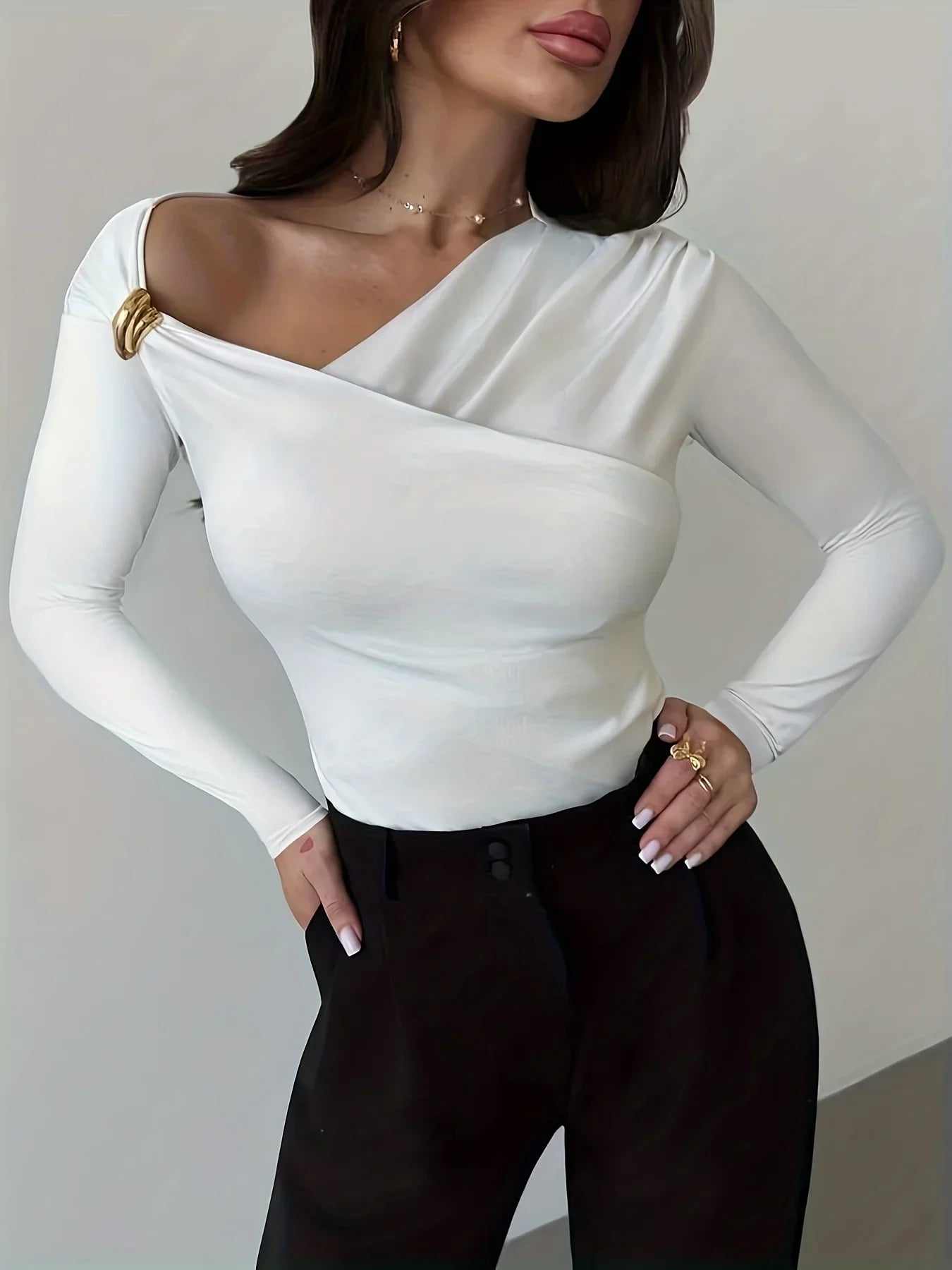 Blusa Slim Gola Assimétrica Fivela Metálica Manga Longa Lenogue Branco / Pp