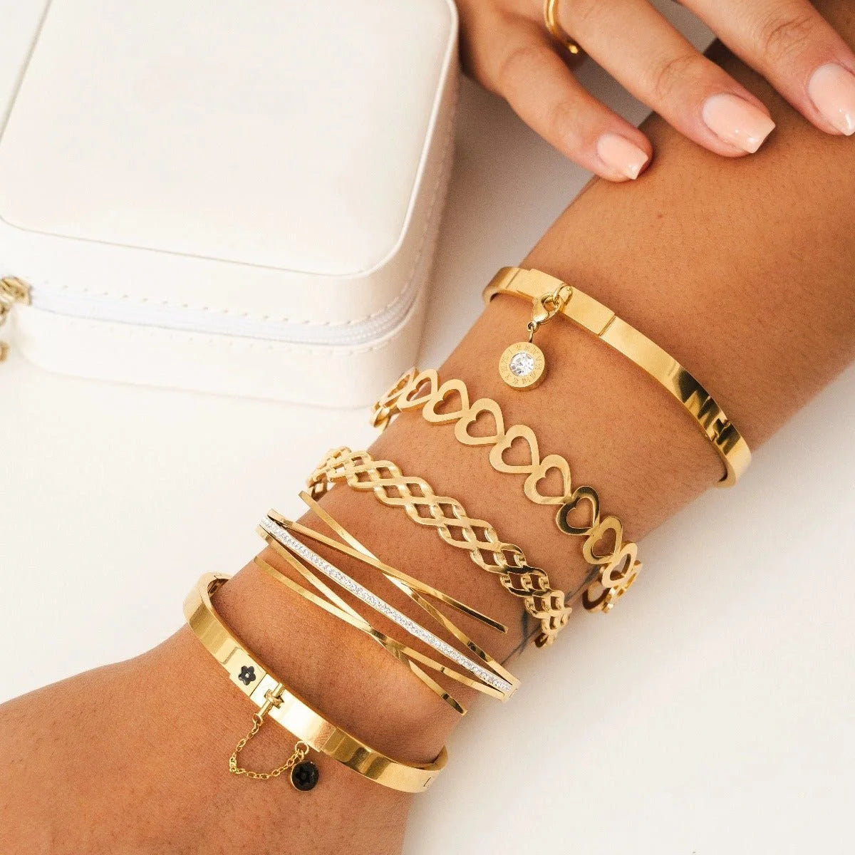 Bracelete Divine Florence Zircônia Banhada em Ouro 18k Lenogue 17cm