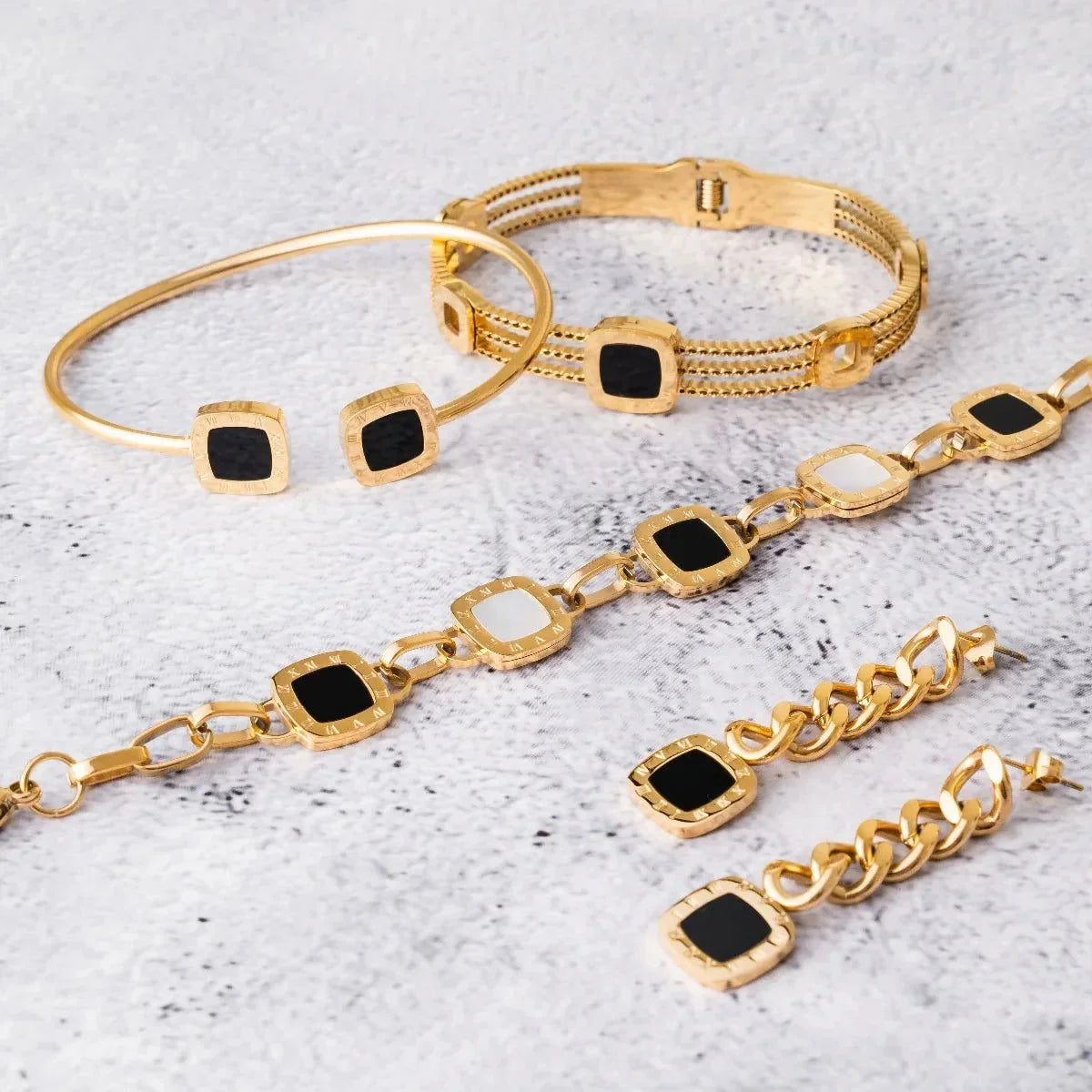 Bracelete Divine ônix Summer Lenogue Ouro
