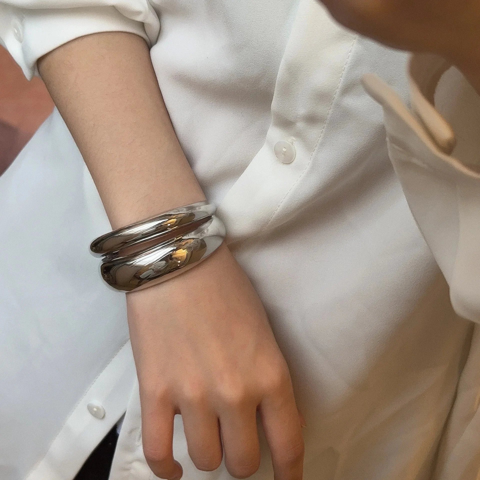 Bracelete Luxurious Metal Duplo Largo Design Vintage Lenogue Prata