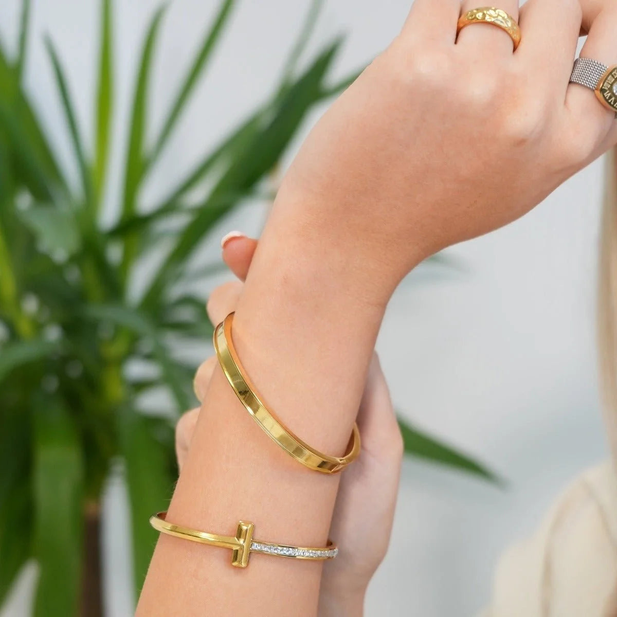 Bracelete Noble T-bar Elegance Lenogue Ouro