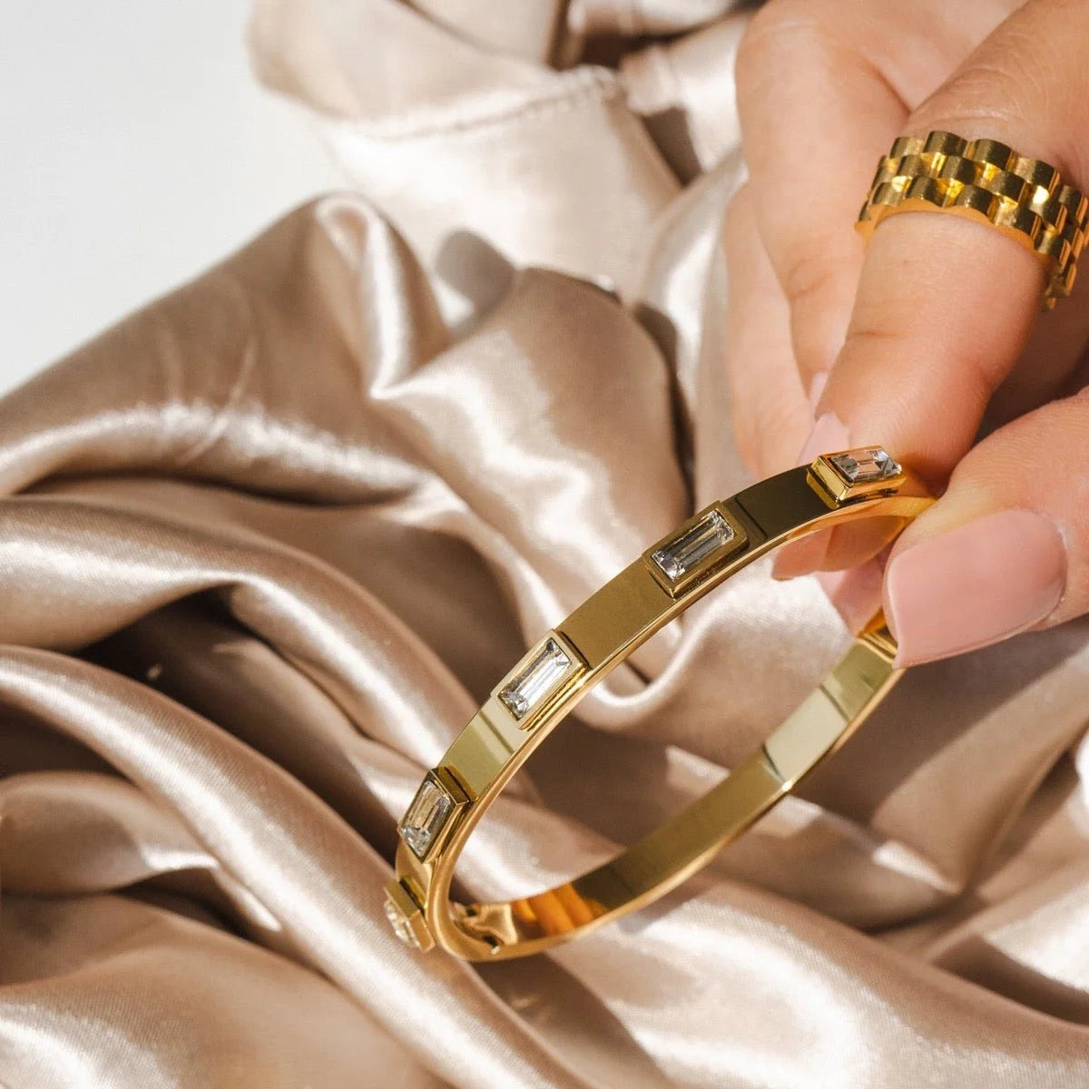 Bracelete Radiant Cristais Navete Lenogue 17cm