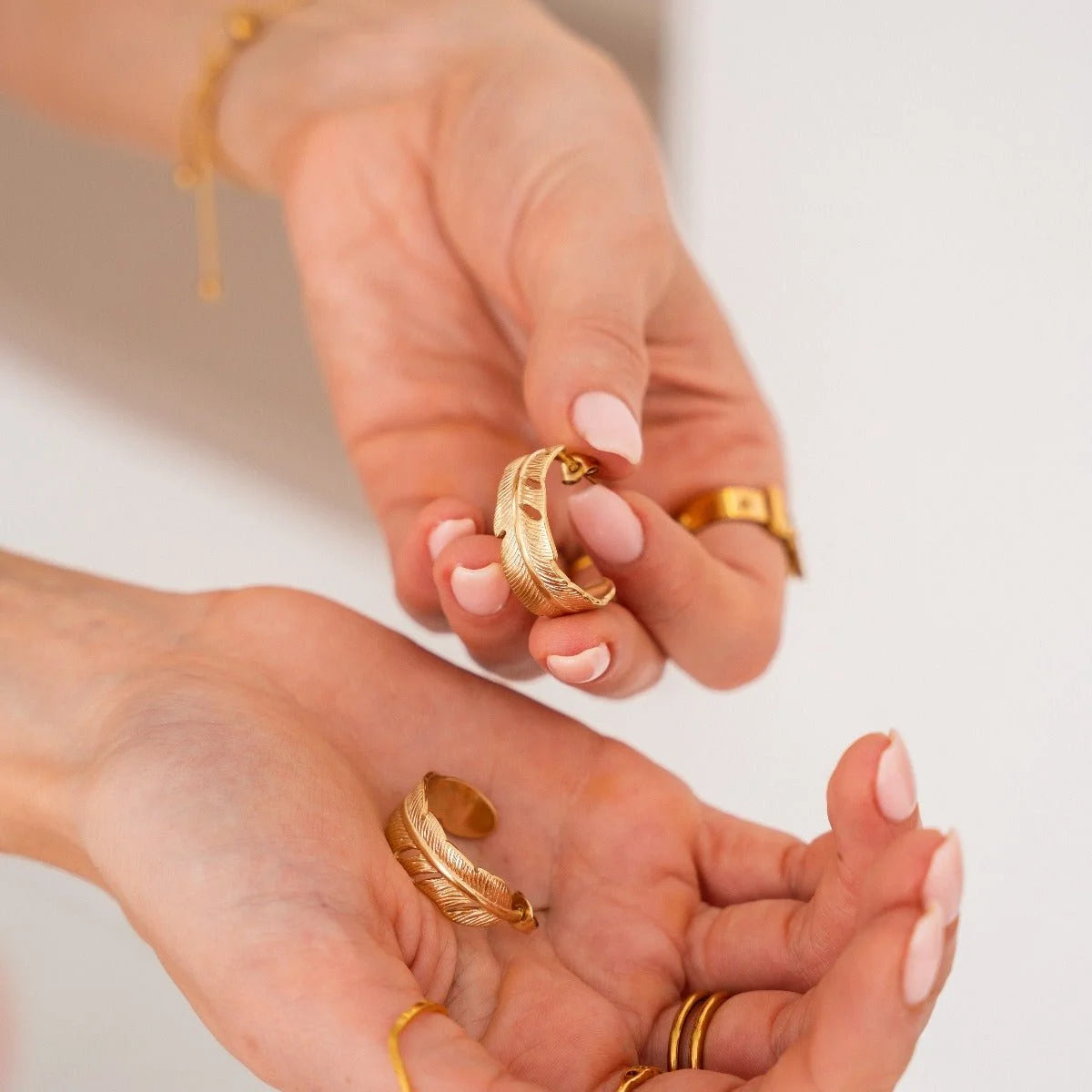 Brinco Pure de Argola Atena Lenogue Ouro