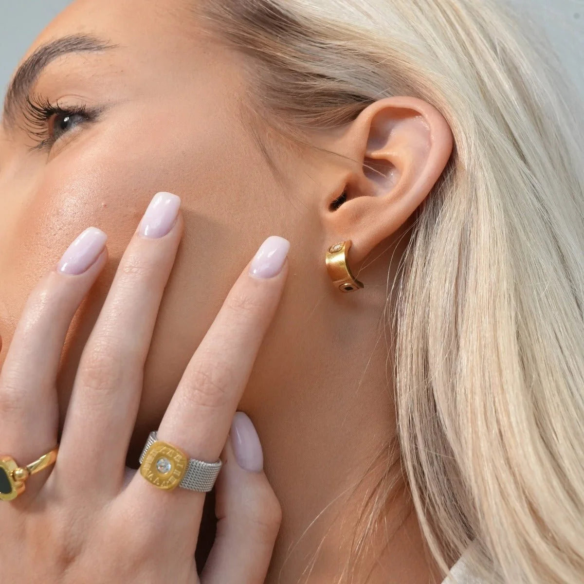 Brinco Pure Square Charm Lenogue Ouro