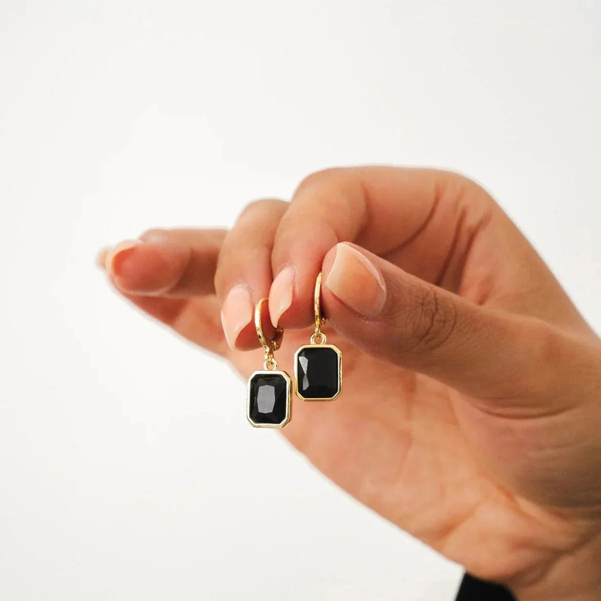 Brinco Royal Argolinha Cristal Preto Lenogue Ouro