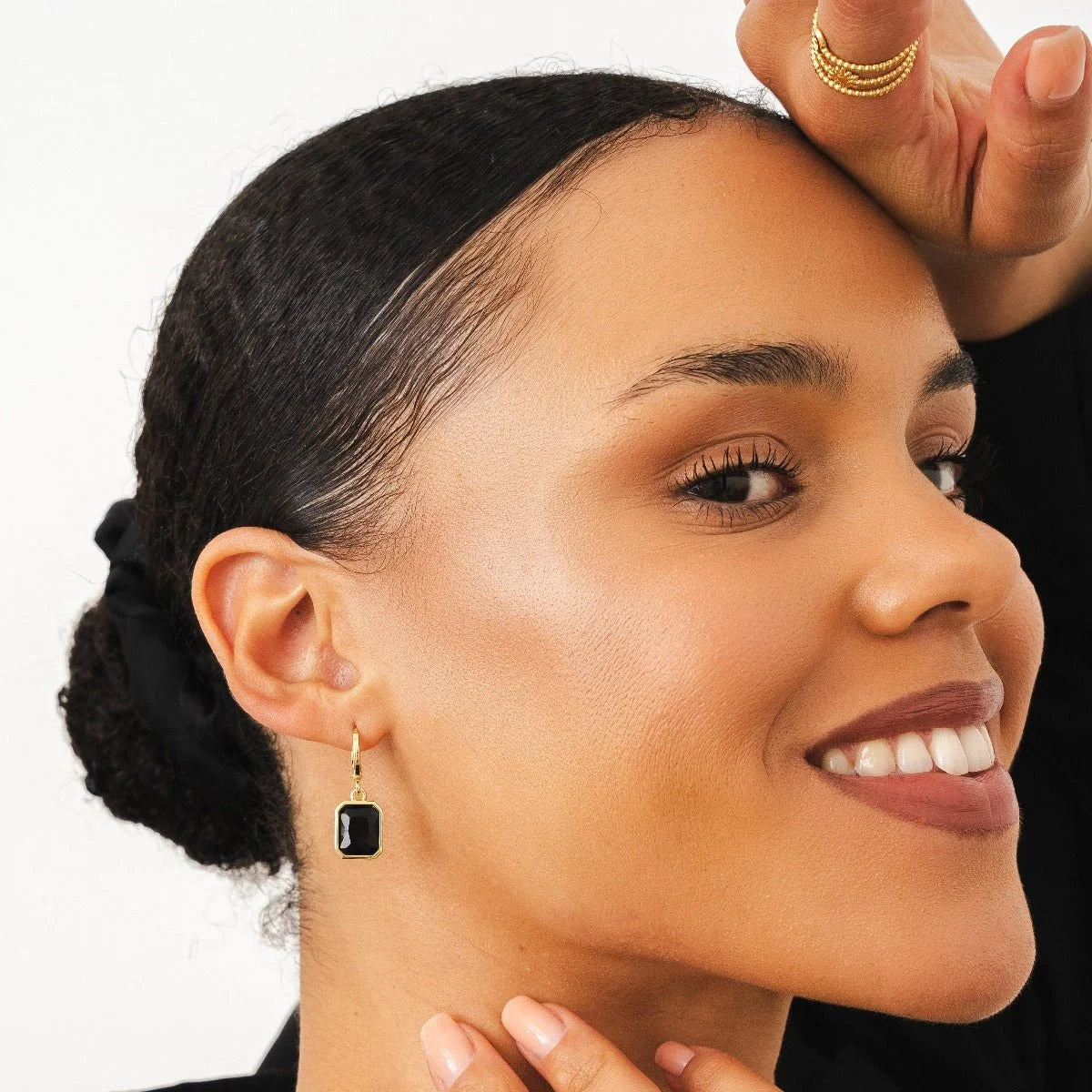 Brinco Royal Argolinha Cristal Preto Lenogue Ouro