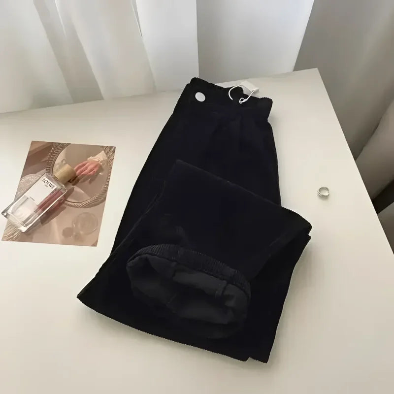 Calça Reta de Cintura Alta em Veludo Cotelê para Outono Lenogue Preto / p