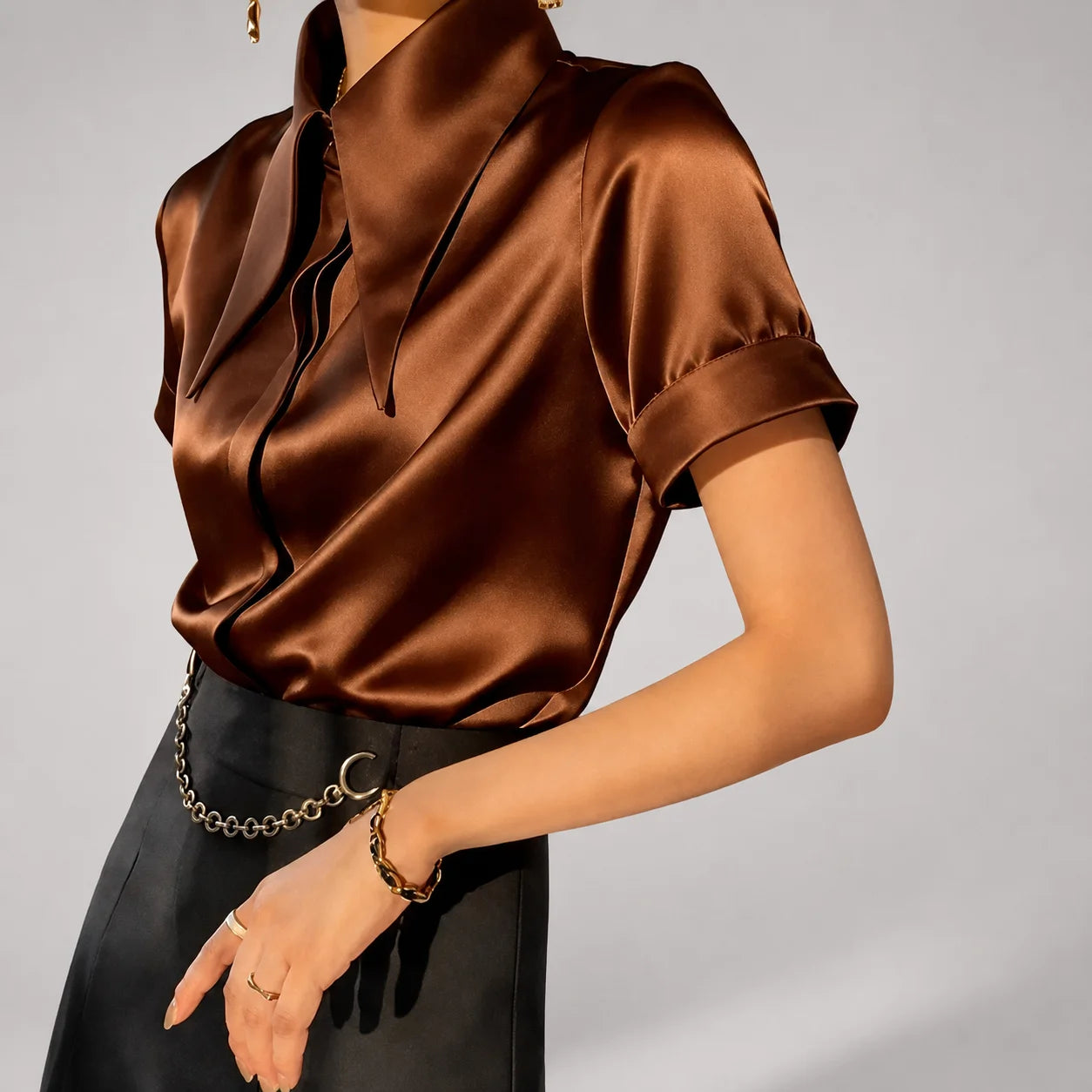 Camisa de Manga Curta Lisa com Gola Lapela Casual Chic Lenogue Marrom / p