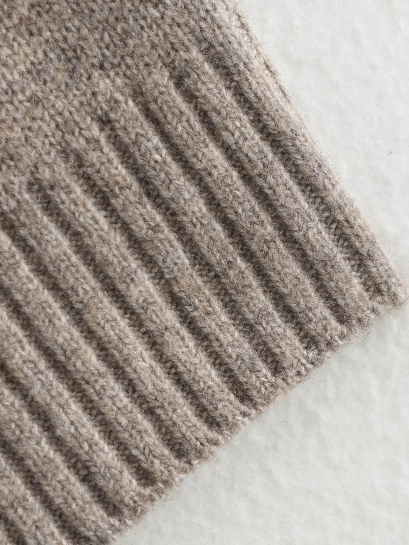 Cardigã Capa Cropped em Tricot para Casual Chic Lenogue